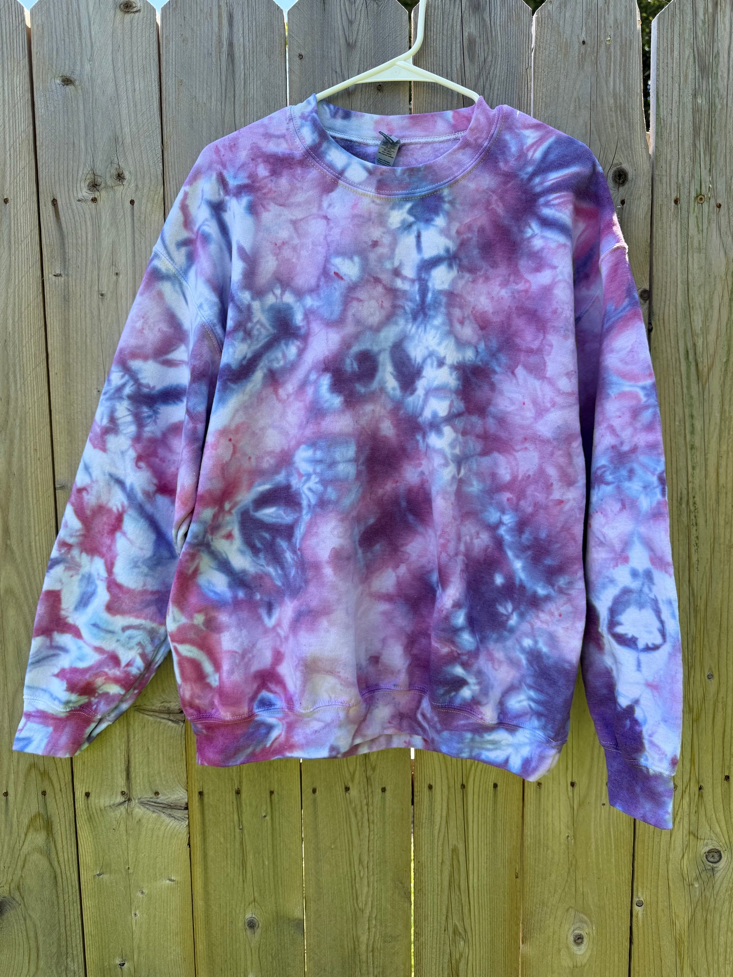 Ice dye Crewneck Size L