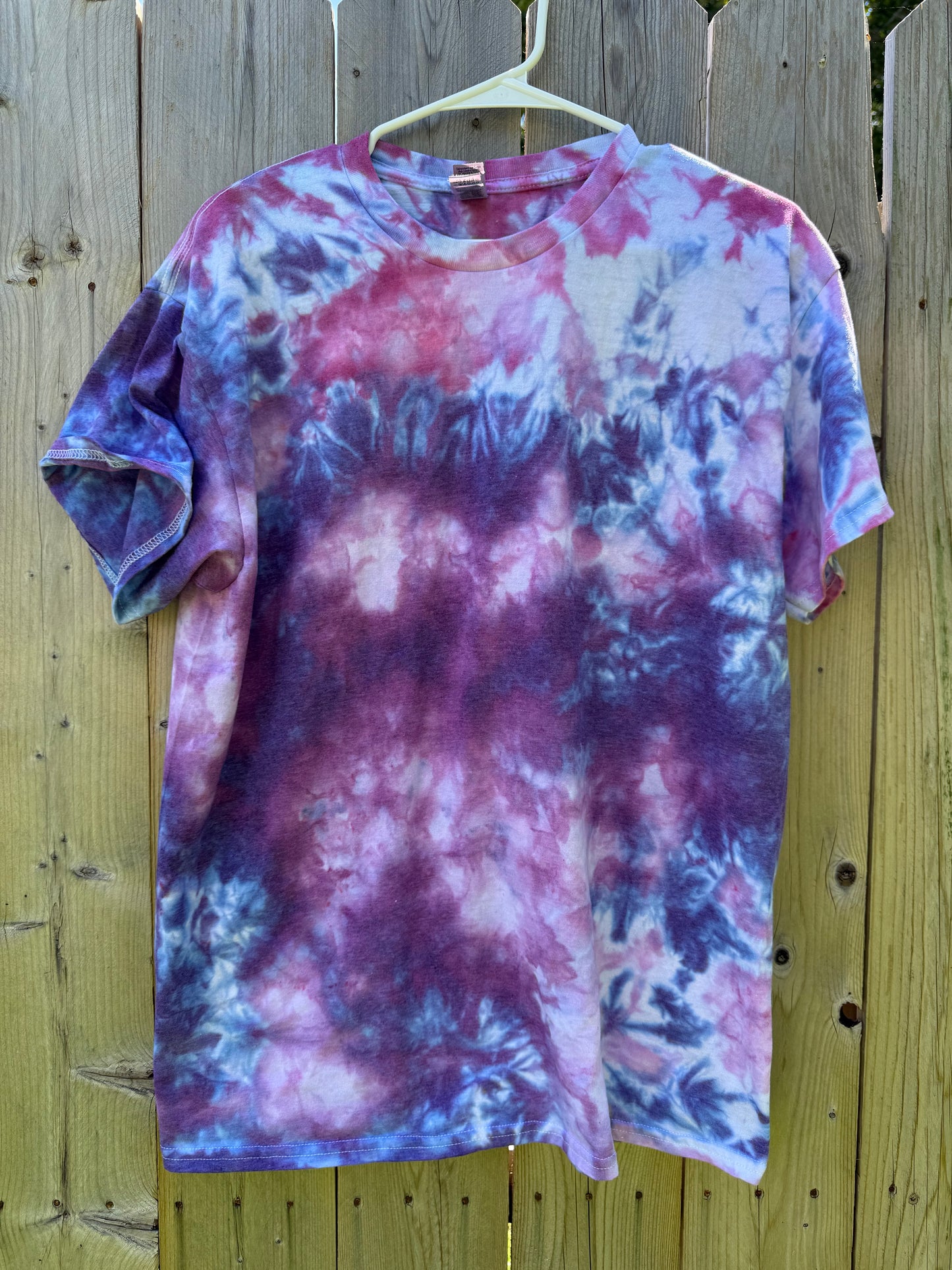 Ice dye T-Shirt Size L