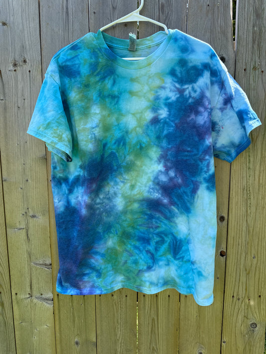 Ice dye T-Shirt Size L