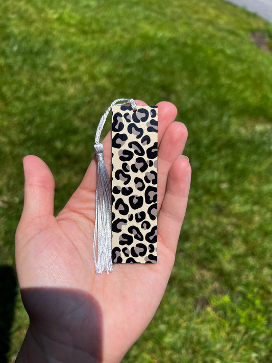 Gray Leopard Bookmark